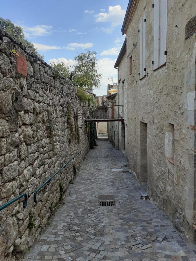 Petit Gite Des Augustins モンフランカン エクステリア 写真